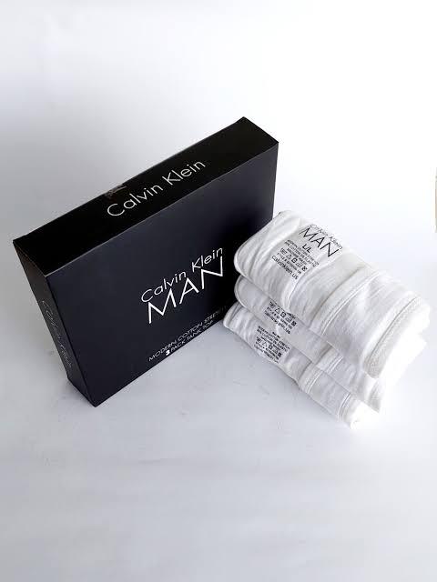 Premium%20Quality%20Brand%20Logo%20Men's%20Vests%20Pack%20of%203%20Pure%20Cotton%20Ultimate%20Comfort%20and%20Relaxation%20-%20Image%204