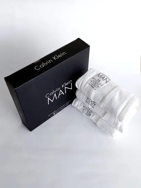 Premium%20Quality%20Brand%20Logo%20Men's%20Vests%20Pack%20of%203%20Pure%20Cotton%20Ultimate%20Comfort%20and%20Relaxation%20-%20Image%204