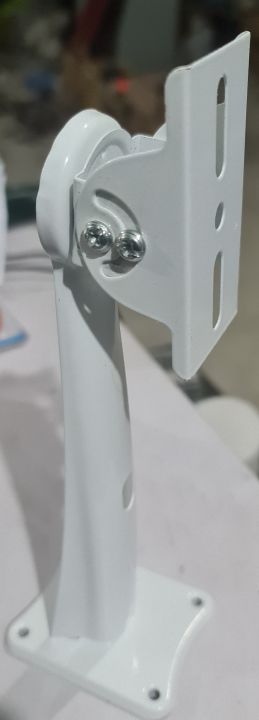 High-Quality%20Adjustable%20Security%20Camera%20Bracket%20Mount%20for%20CCTV%20Surveillance%20-%20Image%203