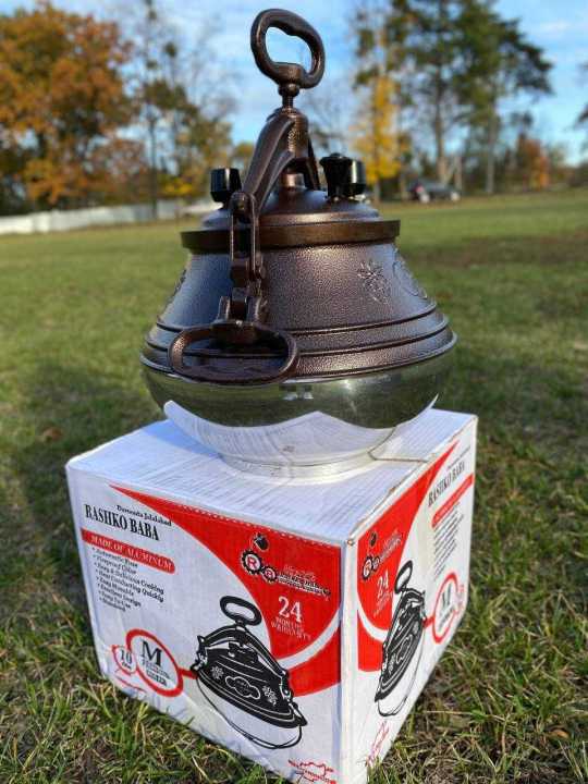 Afghani%20Messi%20Pressure%20Cooker%20Brown%20color%20with%203%20Values%20one%20bypass%20valve%20to%20prevent%20excessive%20Safety%20Value,5,8,10,%20and%2015%20Liters%20-%20Image%207
