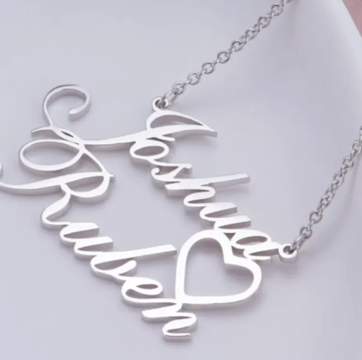 Couple%20Love%20Name%20Necklace%20-%20Image%204