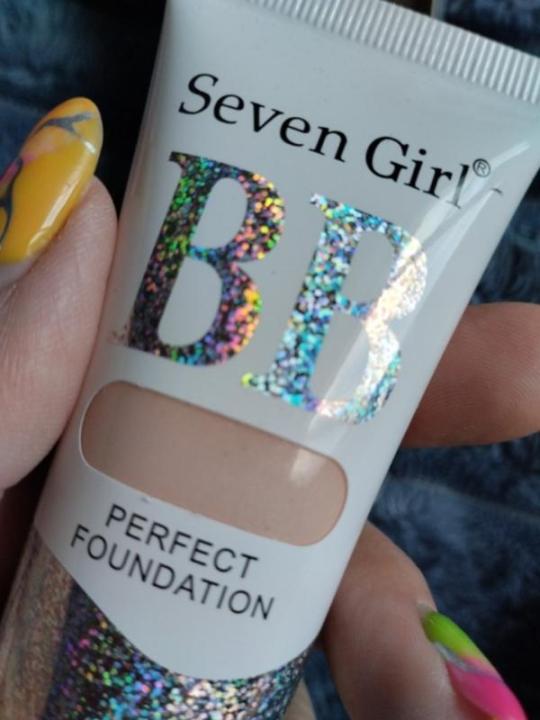 Seveen%20Girl%20Flawless%20BB%20Cream%20Makeup%20Foundation%20%E2%80%93%20Natural%20&%20Organic,%20Full%20Coverage,%20Lightweight%20&%20Long-Lasting,%20Hydrating%20&%20Skin%20Brightening%20Face%20Makeup%20-%20Image%202