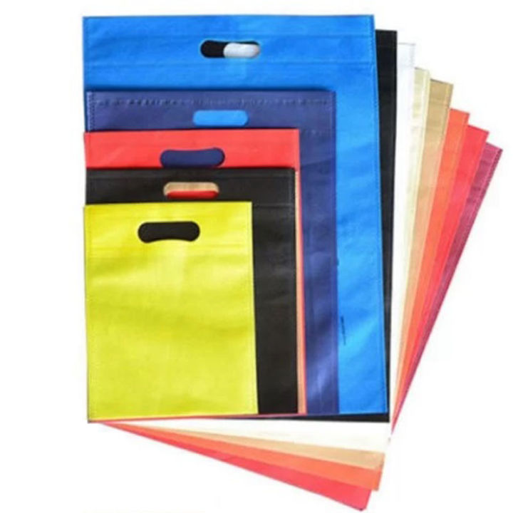 Bundle%20of%20100%20piece%20Shopping%20Bag%20D%20Cut%20Style%2010x12%20size%20non%20woven%20material%20-%20Image%202