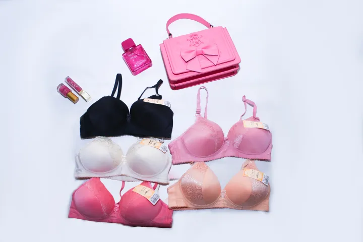 Pack%20of%201%20imported%20double%20padded%20bra%20for%20womens%20new%20sexy%20pushup%20style%20brazzer-%20self%20print%20in%20half%20cup%20-bridal%20bra-soft%20and%20comfy%20adjustable%20straps%203%20hooks%20in%20back%20size%2032-44%20multicolor%20-%20Image%203
