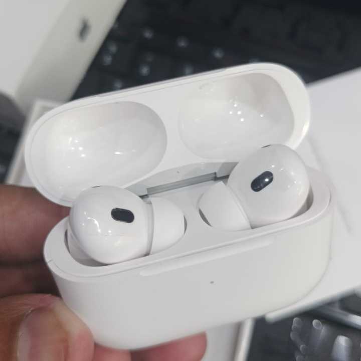 Airpods%20Pro%202nd%20Generation%20Wireless%20Earbuds,%20Bluetooth%205.0,%20High%20Quality%20Bass%20And%20Sound,%20Popup%20Window%20%7C%20Made%20In%20California%20%7C%20Compatible%20On%20Android%20&%20IOS%20-%20Image%203