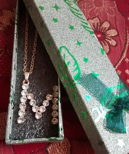 Stylish%20Golden%20Locket%20with%20Alphabet%20Letter%20%E2%80%9CM%E2%80%9D%20for%20Women%20-%20Image%202