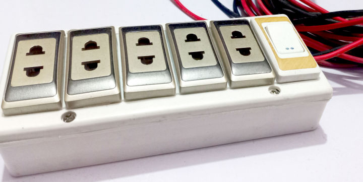 Best%20quality%20Electric%20Extension%20Box%20%7C%20Multipurpose%20Electric%20Extension%20Box%20with%20wire,%205%20sockets%20and%201%20switch%20-%20Image%204