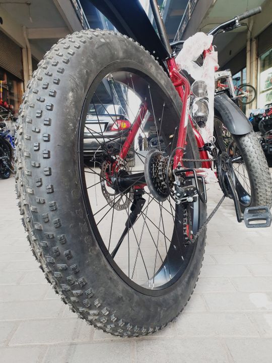 Fat%20Tyre%20Bike%20by%20PLUS%20-%20Adventure%20Redefined,%2021%20Speed,%20Shimano%20Gears,%20Front%20shock%20double%20disk%2010%20gears,%2026%20Inches,%20Aluminum%20Frame%20-%20Image%202