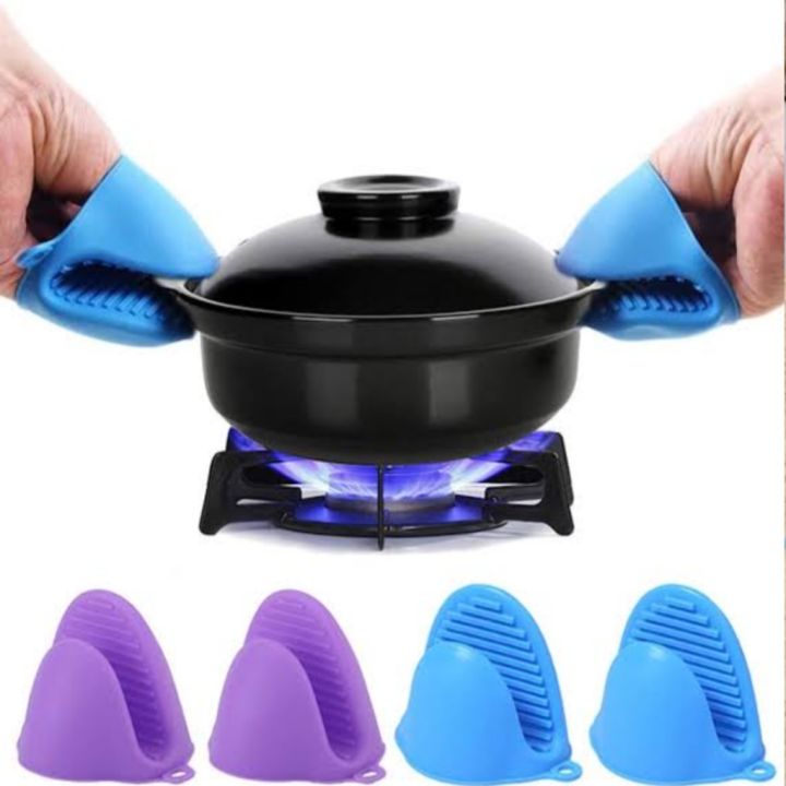 2%20pcs%20Silicon%20pot%20holder%20-%20silicon%20oven%20mitts%20,%20heat%20resistant%20gloves%20,%20kitchen%20accessories%20anti%20slip%20baking%20mitts%20%20,%20silicon%20hot%20pot%20holders%20,%20best%20Kitchen%20tool%20-%20Image%204