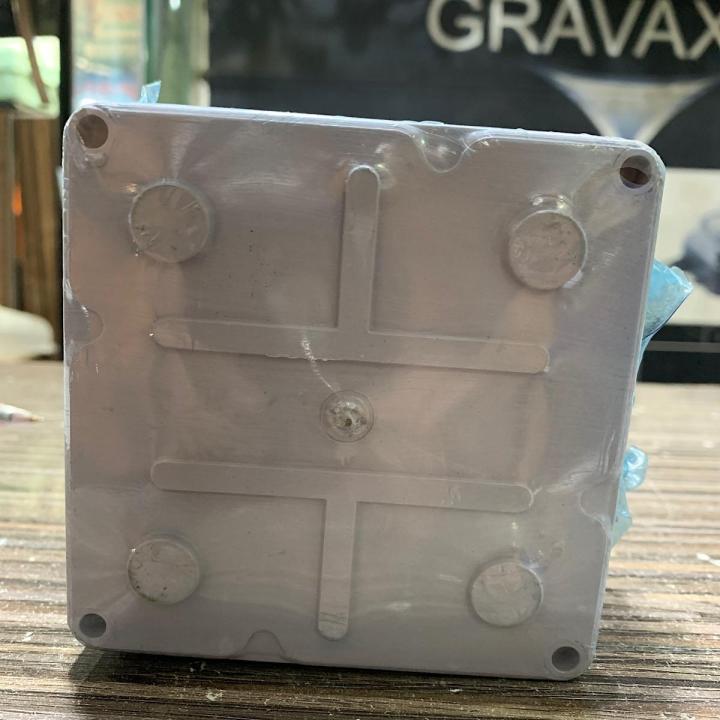 Waterproof%20PVC%20junction%20box%20size%20100x100x50%20-%20Image%205