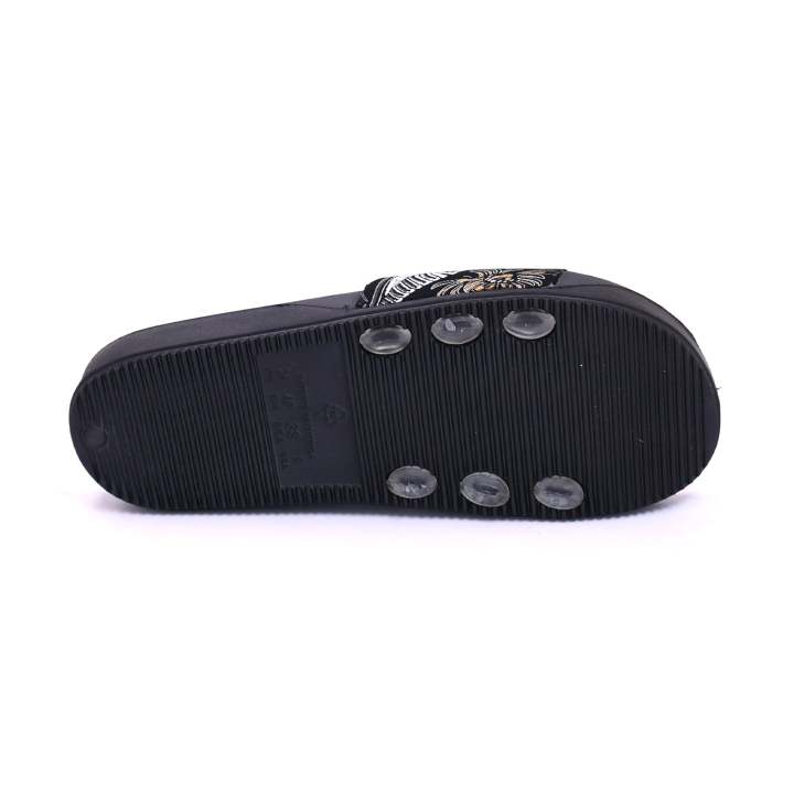 Island%20By%20Bata%20Black%20chapal%20For%20Women%20-%20SS26%20-%20Image%204