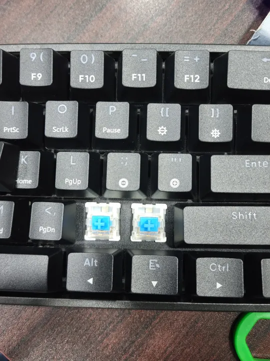 AK61%20Hot%20Swappable%20Mechanical%20Keyboard%2060%25%20Layout,%20Hot%20Swappable%20keys%20easy%20to%20reinstall%20Keys,%20Blue%20Switches.%20-%20Image%208