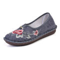 Old Beijing cloth women's anti slip soft sole, comfortable mother's middle-aged and elderly grandmother flat sole single shoes, Hanfu embroidered shoes. 