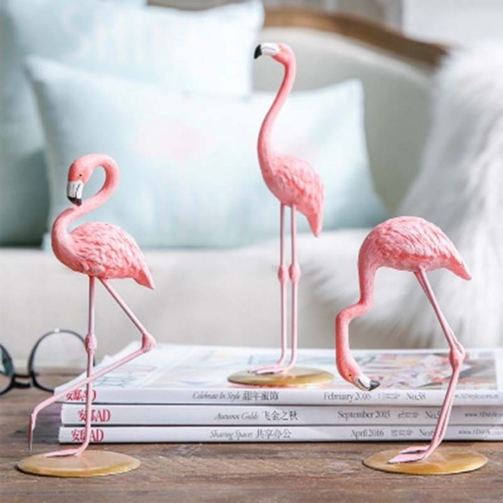 Home Decor Supplies Elegant Pink Flamingo Resin Ornament Home Living Room Office Bedroom Garden Desktop Decor Cute Animal Shape Decorative Ornaments