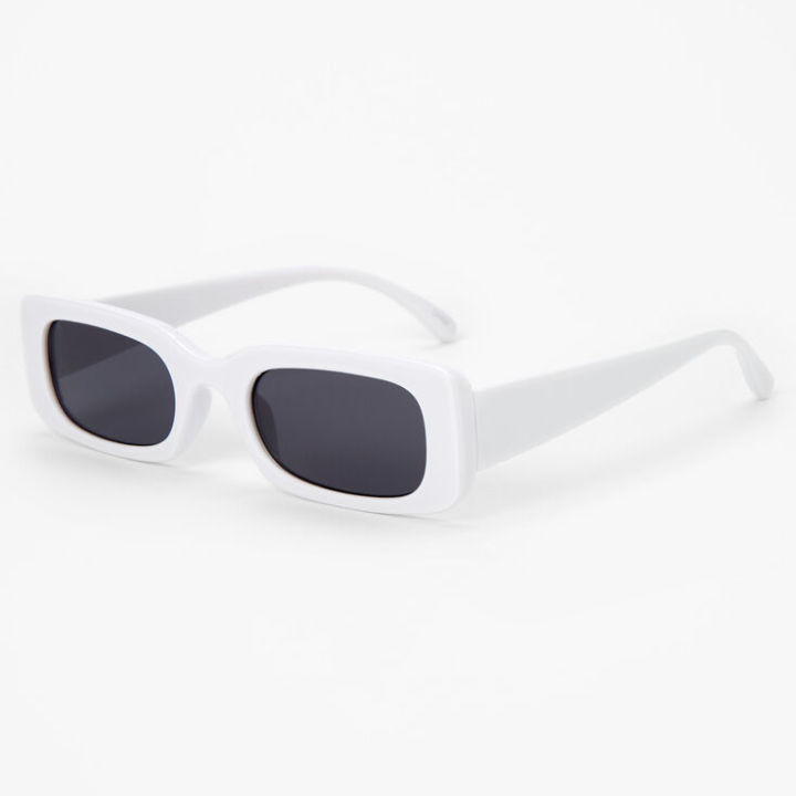 White%20Glasses%20TikTok%20Trending%20%20Level%20Up%20Your%20Style%20With%20Trendy%20Sunglasses%20-%20Image%203