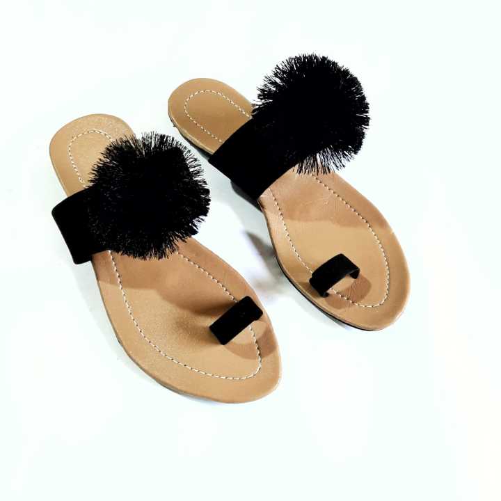 Foot Forward flipflop slippers for women