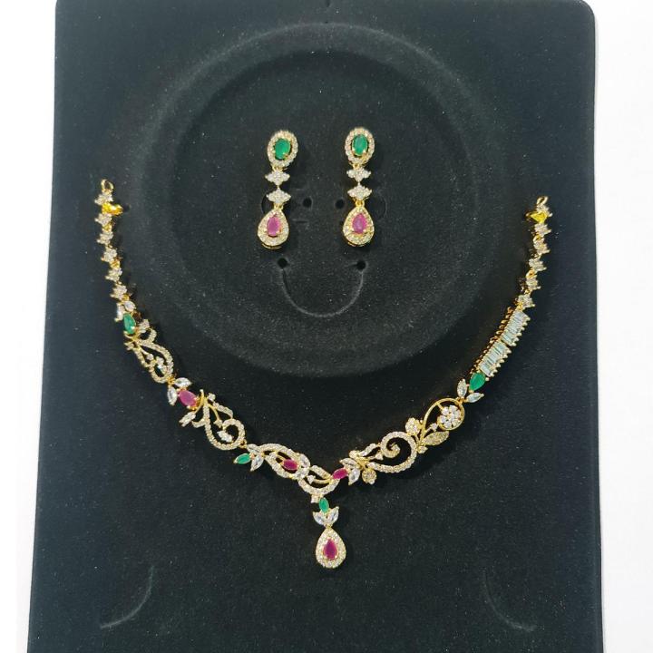 Indian Design Jewelry Necklace and Earrings With Complete Set