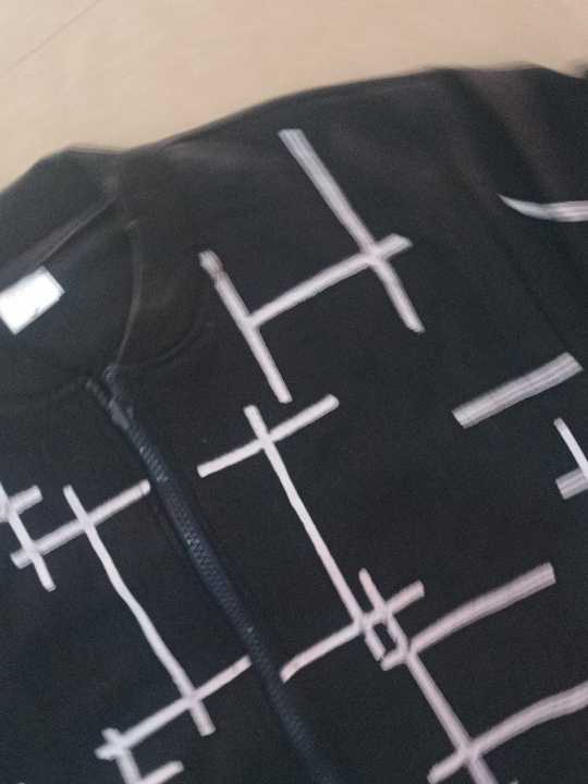 Printed%20Zipper%20Jacket%20(upper%20For%20Men%20and%20Women)%20-%20Image%206