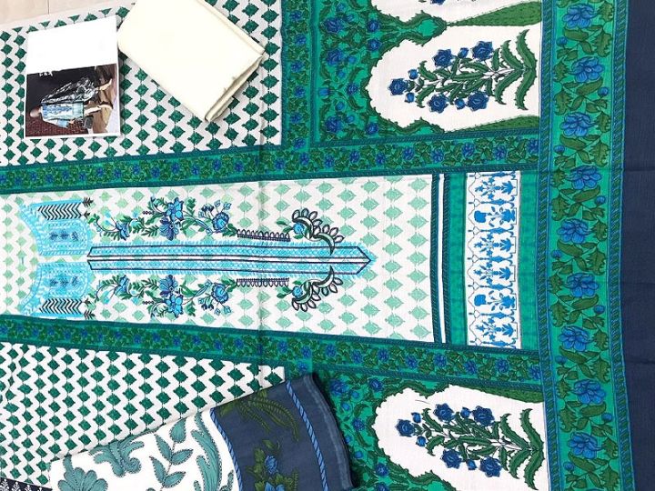 Embroidered%20Khaddar%20Dress%202022%20with%20Wool%20Shawl%20-%20Image%206