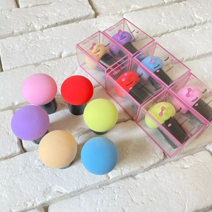 1 Makeup Puff Makeup Sponge - The Secret to a Flawless Makeup Base