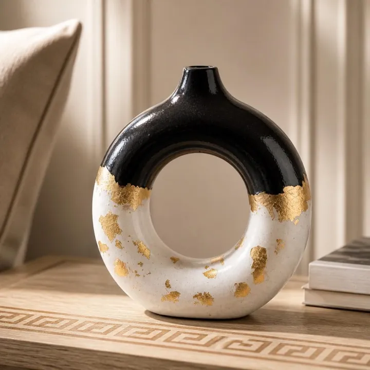Donut%20Shape%20Ceramic%20Vase,%20Modern%20Luxury%20Home%20Decor,%20Perfect%20for%20Fresh%20or%20Artificial%20Flowers%20-%20Image%209