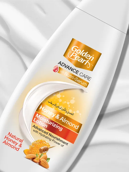 Golden%20Pearl%20Honey%20Moisturizing%20Lotion%20-%20Image%202