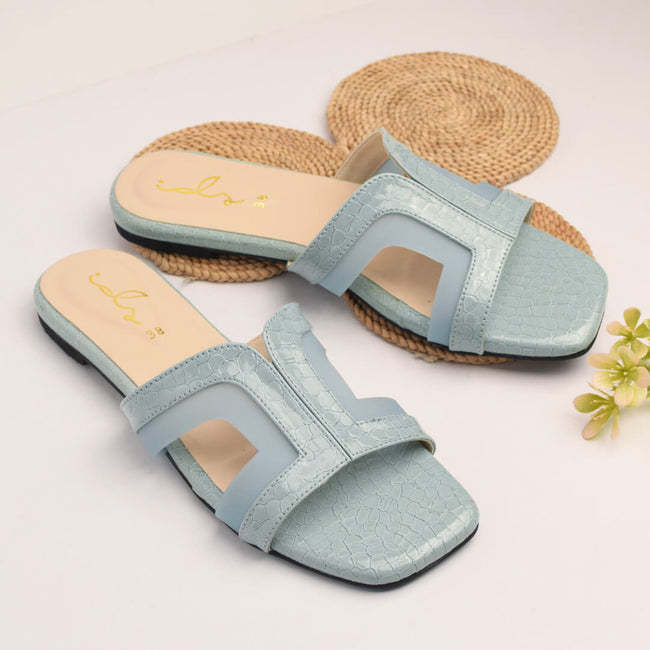 Women%20Fashion%20Luxurious%20Croc%20Curves%20Style%20Flat%20Slippers,%20Sandal%20Perfect%20for%20Summer%20Wear%20-%20Comfortable%20and%20Stylish%20for%20Any%20Occasion%20White,%20Sky%20Blue%20-%20Image%204