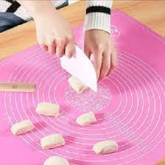 Kitchen%20Silicone%20Baking%20Mat%20Large%2050x40cm%20Non%20Stick%20Roti%20Mate%20sheet%20Best%20for%20Measurements%20and%20rolling%20Mat%20-%20Image%204