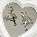 Harajuku Y2k Guitar Love Heart Star Key Chain for Women Sweet Cool Trend Pendant STARLITE. 