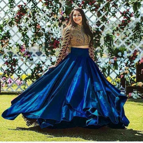 Skirt,%20womens%20skirt,%20partywear%20skirt,%20wedding%20skirt,%20fashionable%20skirt%20-%20Image%202