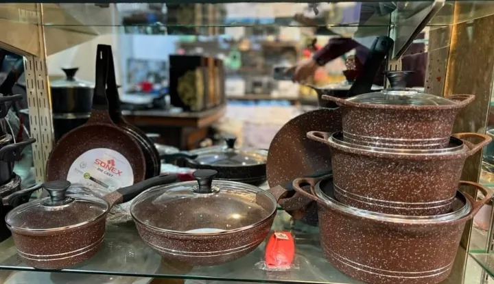 Premium%20SONEX%20Eden%20Plus%20Marble%20Coated%2020%20Pcs%20Cookware%20Set%20%E2%80%93%20Die%20Cast%20%E2%80%93%20Glass%20Lids%20%E2%80%93%20Ideal%20Gift%20Pack%20-%20Image%204