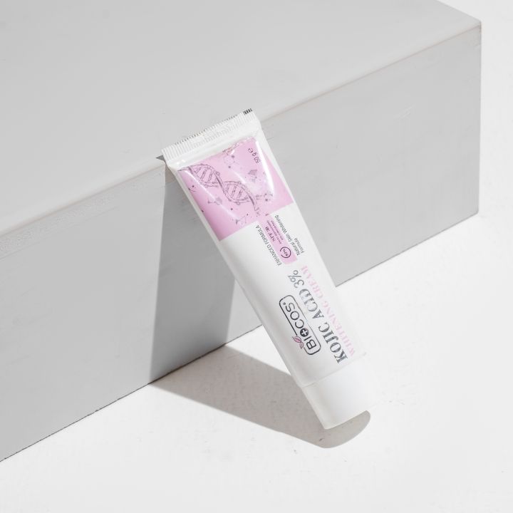 Biocos%20Kojic%20Acid%20Cream%20for%20Dark%20Spots%20&%20Hyperpigmentation%20%7C%20Skin%20Brightening%20&%20Acne%20Scar%20Removal%20%7C%20Enriched%20with%20Glycolic%20Acid,%20Aloe%20Vera%20&%20Vitamin%20B5%20-%2040gm%20-%20Image%202