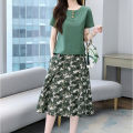 2pcs Women Suit Short Sleeves Round Neck T Shirt Floral Printing Midi Skirt Casual Fashion Two Piece Suit. 