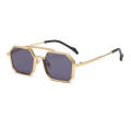 Mirror Lens Sunglasses Designer Double Beam Luxury Sun Glasses Unisex Large Frame Eyewear for Outdoor Travel Fashion Accessory UV Protection Men & Women. 