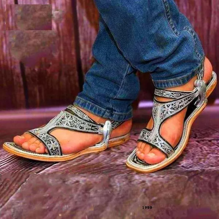 Mianwali%20zari%20chappal,Traditional%20Karhai%20Sandal%20For%20Men%20ps-52%20-%20Image%203