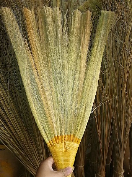 Pack%20of%203%20Phool%20Jharoo%20Broom%20for%20Dry%20Sweeping%20at%20Shop%20and%20Homes%20-%20Image%203