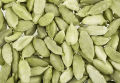 Elachi (Green Cardamom) – Aromatic Spice for Flavor & Fragrance 50g by Sauda Saluf. 