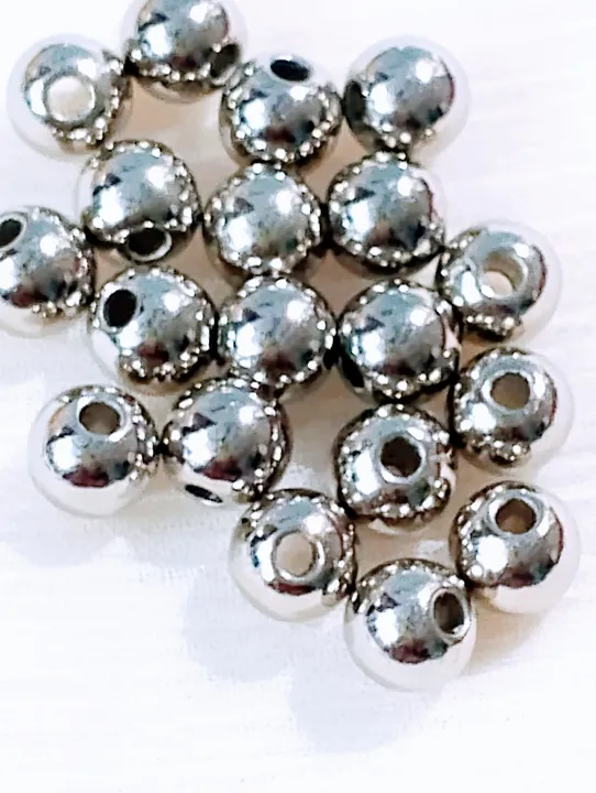 40grams%20of%20Premium%20Gold%20and%20Silver%20Spacer%20Beads%20for%20DIY%20Jewelry%20&%20Crafting,%208mm/5mm/3mm%20Sizes%20-%20Image%207