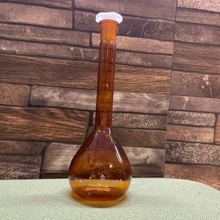Volumetric Flask, 250ml - Class A - Polypropylene Stopper, Borosilicate Glass, Amber - White Graduation Mark, Normax