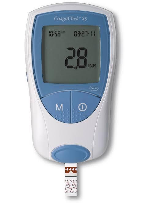 CoaguChek%20XS%20System%20INR%20Testing%20Machine%20Portable%20PT%20INR%20Meter%20Blood%20Coagulation%20Monitor%20Roche%20Anticoagulation%20Device%20Home%20Use%20-%20Image%202