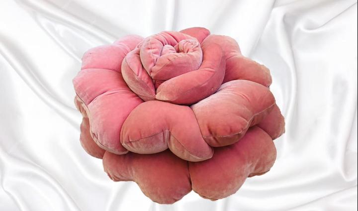 Velvet%20Rose%20flower%20Cushions-Cushion%20Room%20Decoration%20Items-Sofa%20Cushion%20-%20Filled%20with%20Fiber%20Polyester%20-%20Image%2010