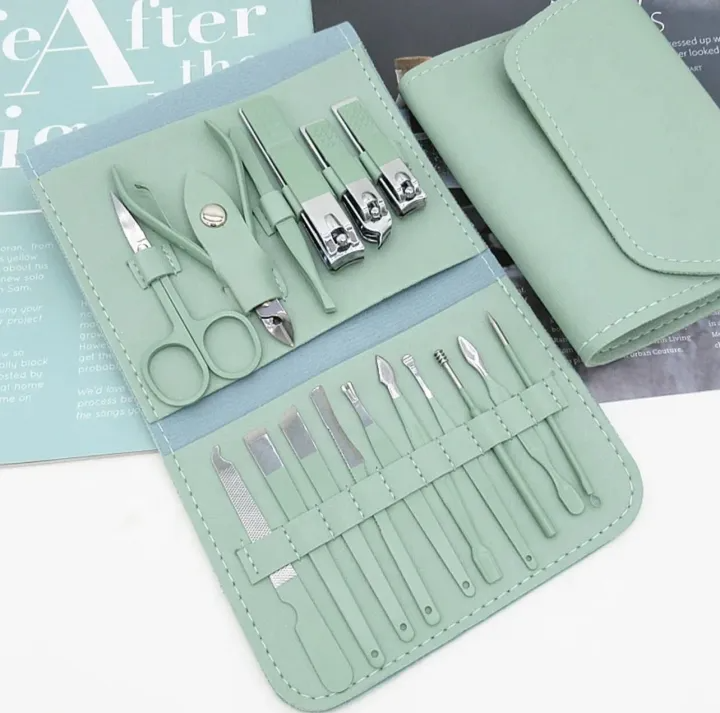 16pcs%20Manicure%20Pedicure%20Grooming%20Kit%20%7C%20Nail%20Cutter%20Set%20&%20Nail%20Cutter%20Kit%20%7C%20Professional%20Tools%20for%20Hand%20and%20Foot%20%7C%20Stainless%20Steel%20Clipper,%20Cuticle%20Nipper%20&%20Nail%20File%20%7C%20Complete%20Nails%20Care%20Tool%20Set%20for%20Home%20&%20Travel%20-%20Image%203
