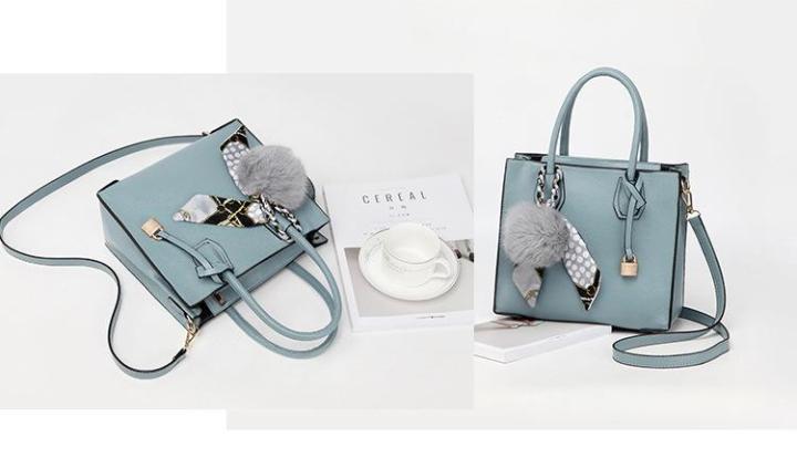 ladies handbags in Pakistan/ cheap online women bags/ trendy handbags/ stylish tote bags/ shoulder handbag