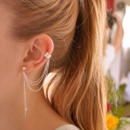 New Arrival Metal Earrings for Girls, Best Quality Leaf Tassel Earcuff Clip For Women Best for Gifts/Weddings Jewelry Fashion. 