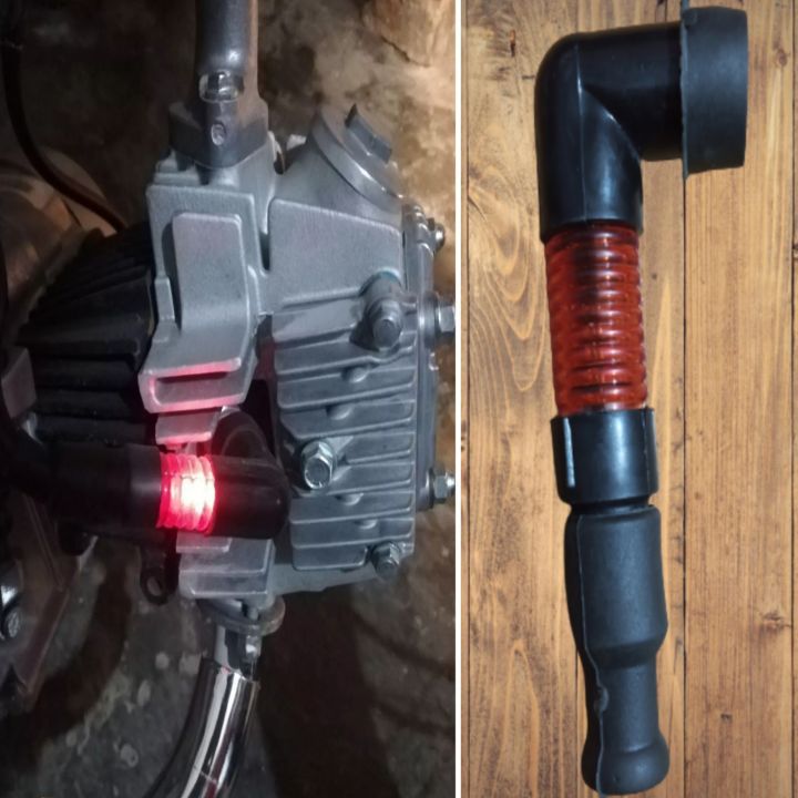 Plug%20cap%20with%20light%20for%20bikes/Lighted%20plug%20adapter%20for%20bike/Red%20lighted%20spark%20Plug%20holder%20-%20Image%202