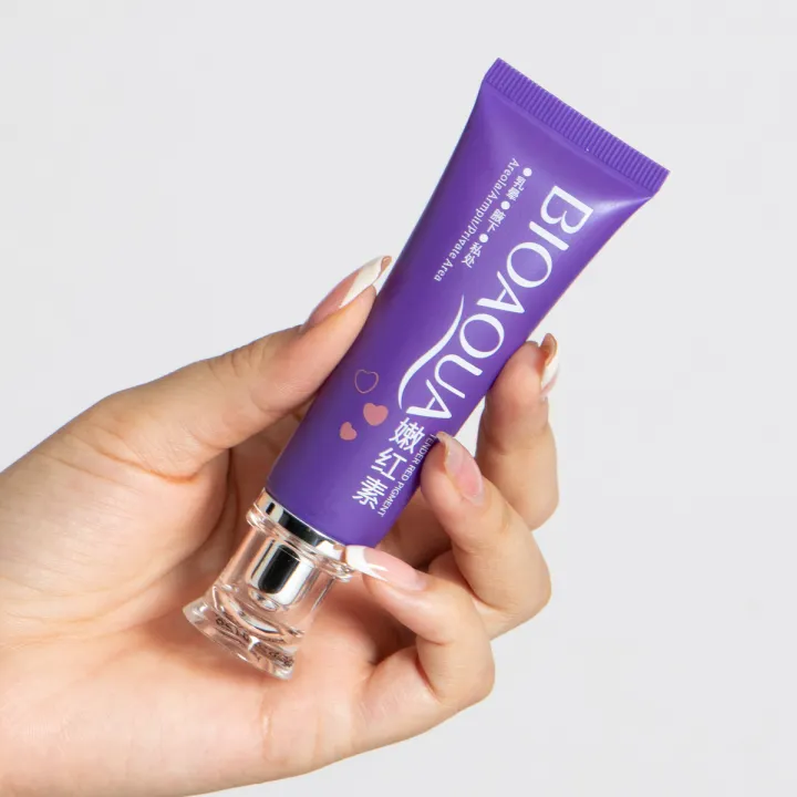 BIOAQUA%20Pink%20Body%20Cream%2030g%20for%20Dark%20Lips,%20Underarms%20&%20Intimate%20Areas%20-%20Whitening%20-%20Image%202