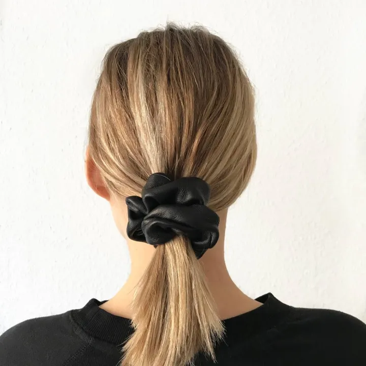 Pack%20of%205%20Strong%20Elastic%20multi%20colour%20Soft%20Ponytail%20Scrunchie%20Hair%20band%20&%20hand%20wear%20for%20girls%20hair%20Silk%20multicolour%20-%20Image%205