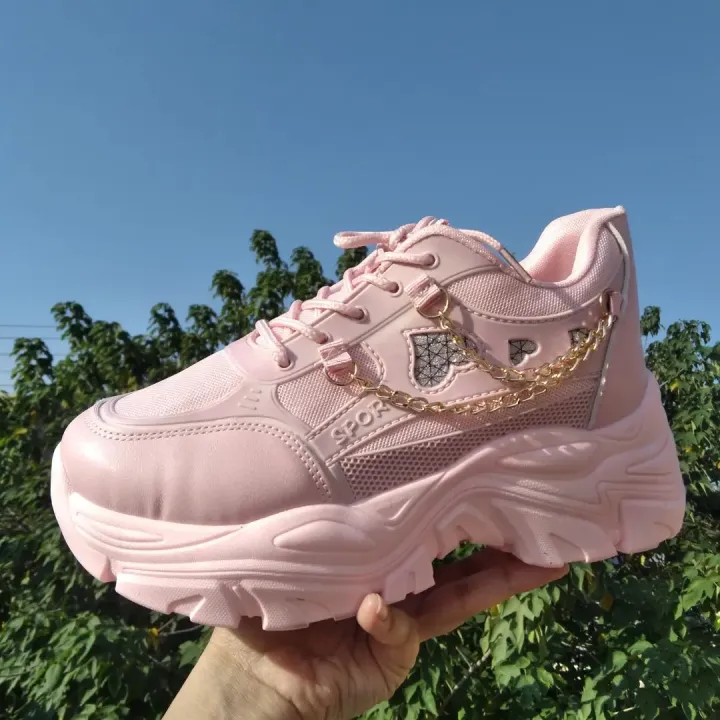 Pink%20Chunky%20Sneakers%20with%20Golden%20Chain%20for%20Women%20%E2%80%93%20High%20Sole%20Korean%20Style%20Casual%20Lace-Up%20Shoes%20-%20Image%202