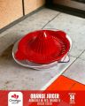 Manual Hand Orange Juicer With Transparent Bowl. 