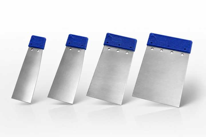 4%20Pcs%20Putty%20Scraper%20Set%20%7C%20Wall%20Putty%20Knife%20Filling%20Set%20%7C%20Mild%20Steel%20Blade%20with%20Blue%20Handle%20%7C%20Plaster%20Paint%20&%20Repair%20Tool%20-%20Image%204